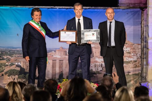 Mayor Mario Agnelli with Stefan Edberg e Riccardo Nigi, director Consumer Healthcare Menarini Italia
