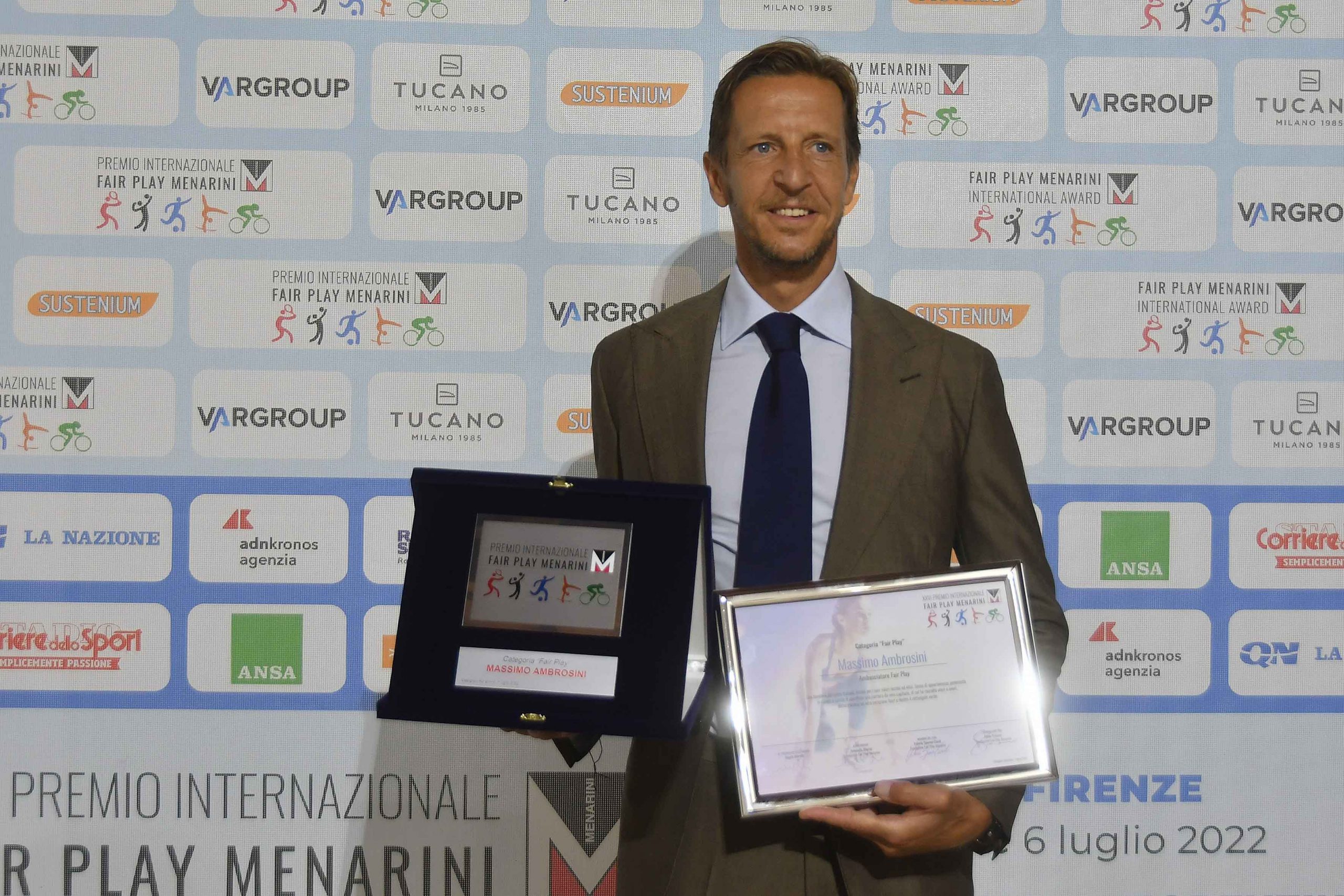 Massimo Ambrosini - Category "Fair Play"